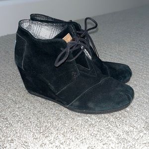 Toms wedges
